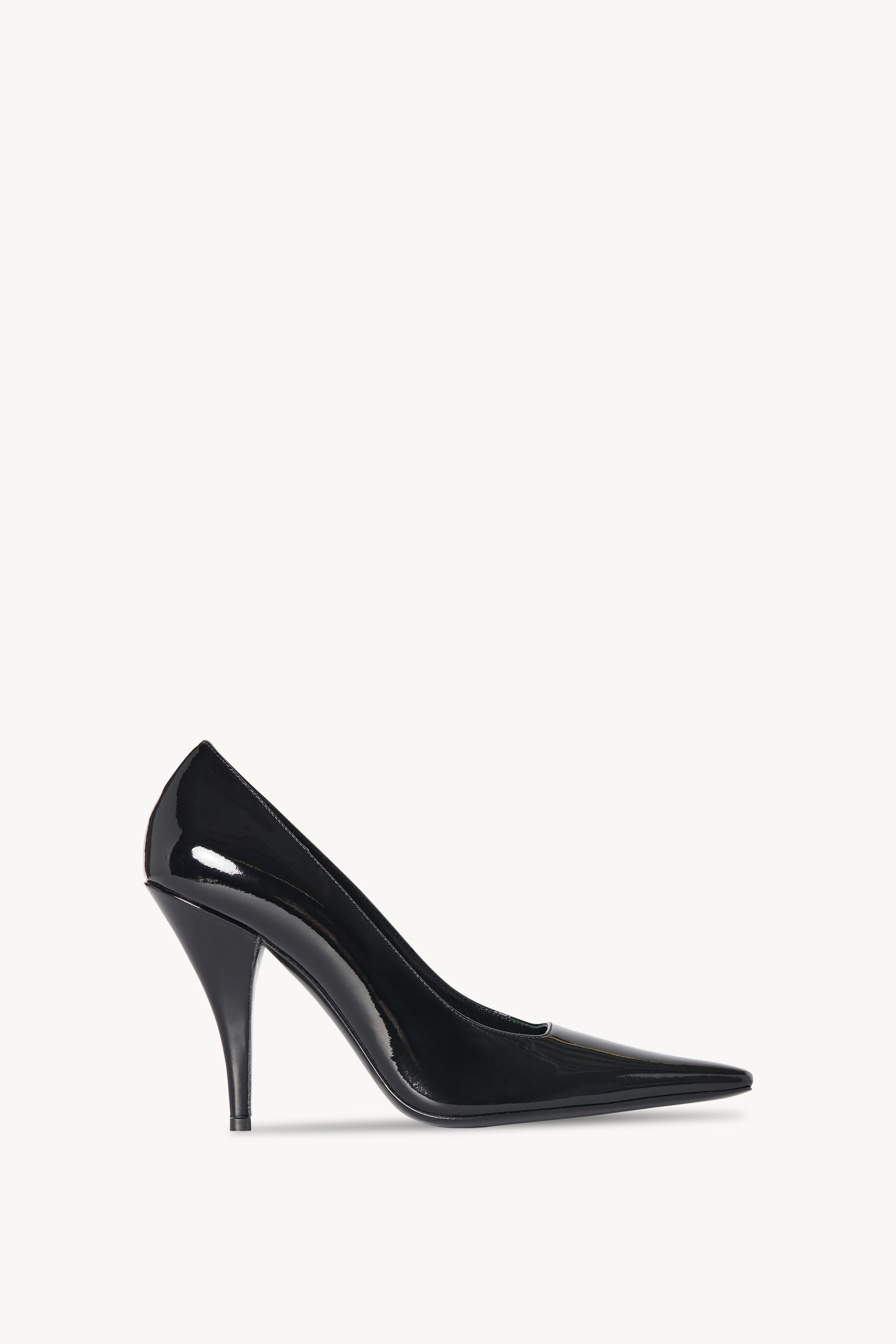 Reggie Onix Black Leather Pumps