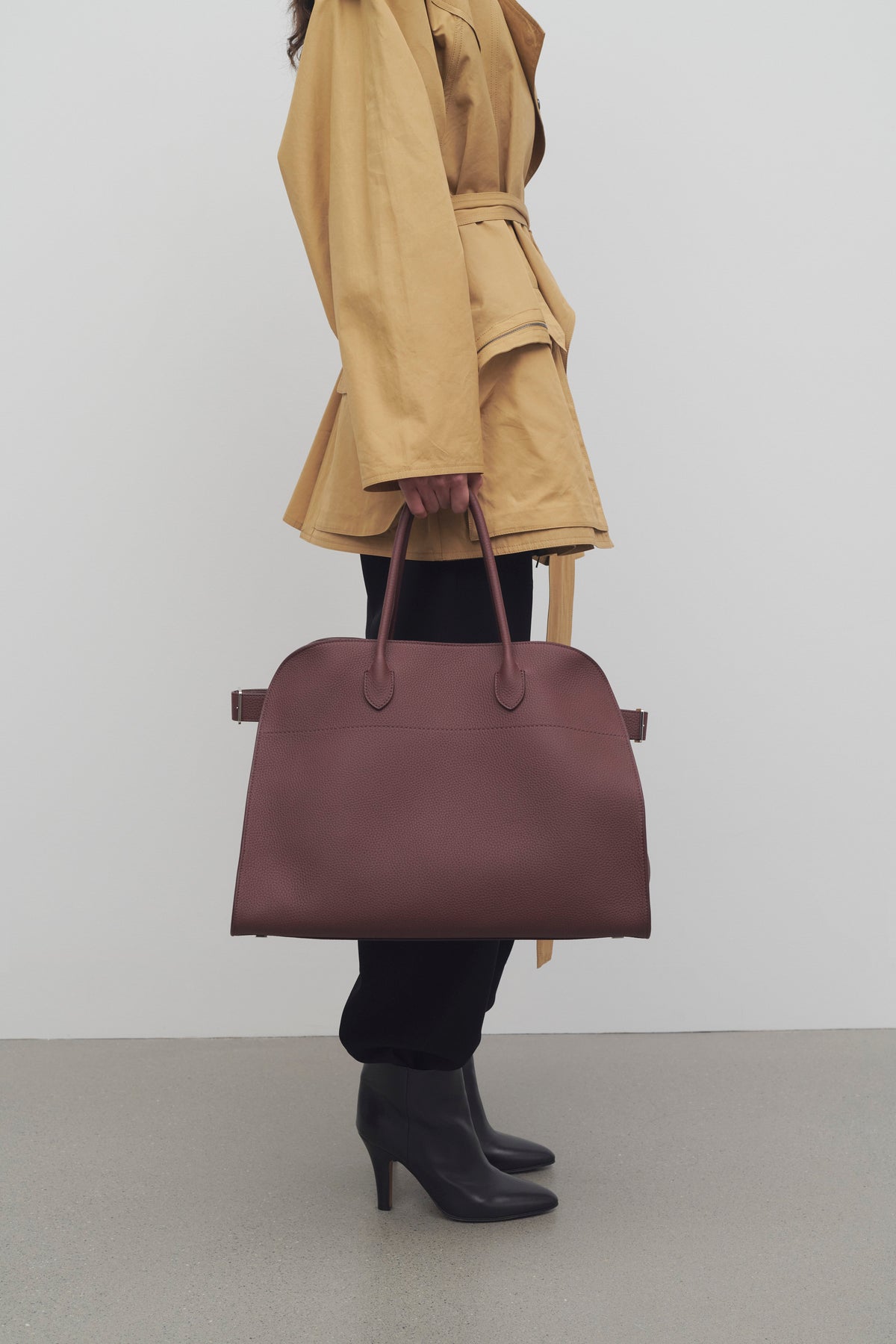 Soft Margaux 17 Bag in Leather