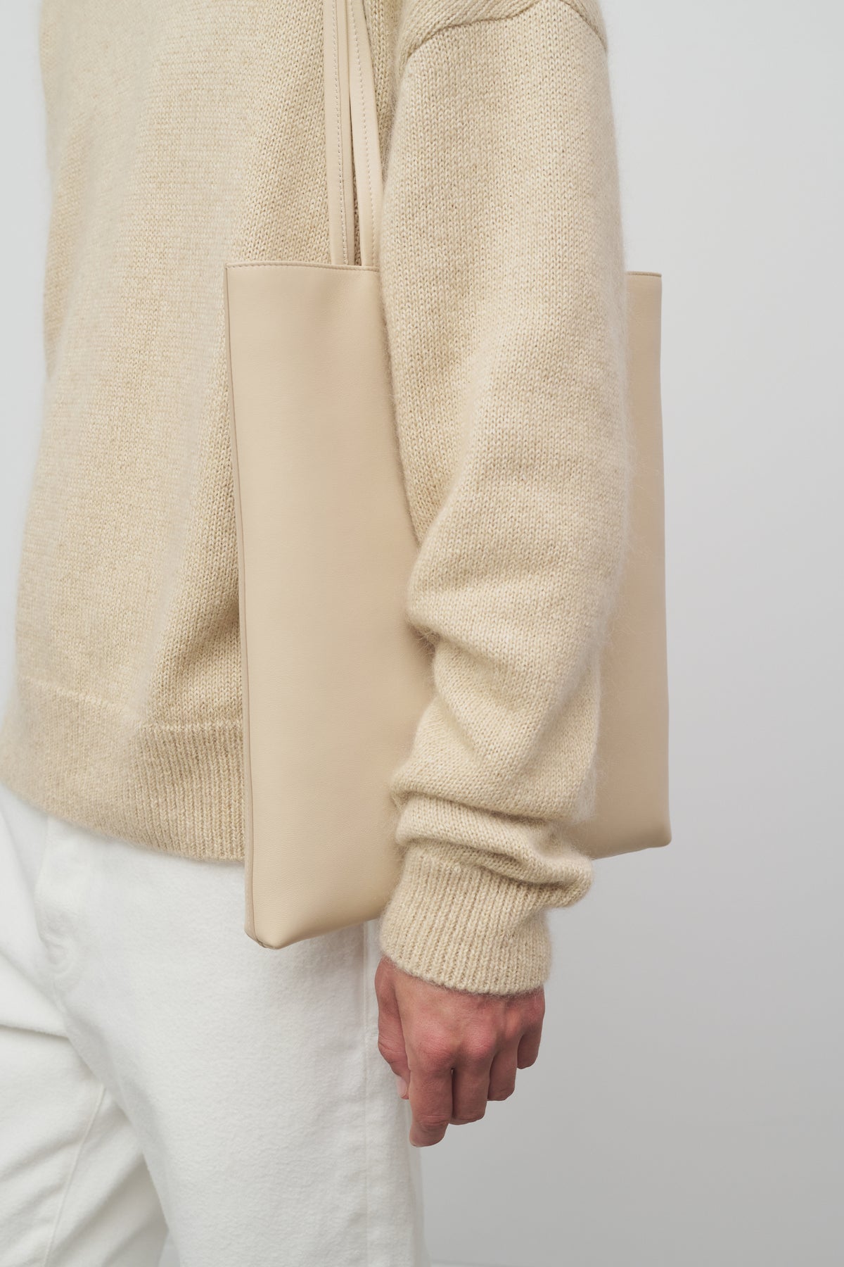 Flat Tote White in Leather The Row