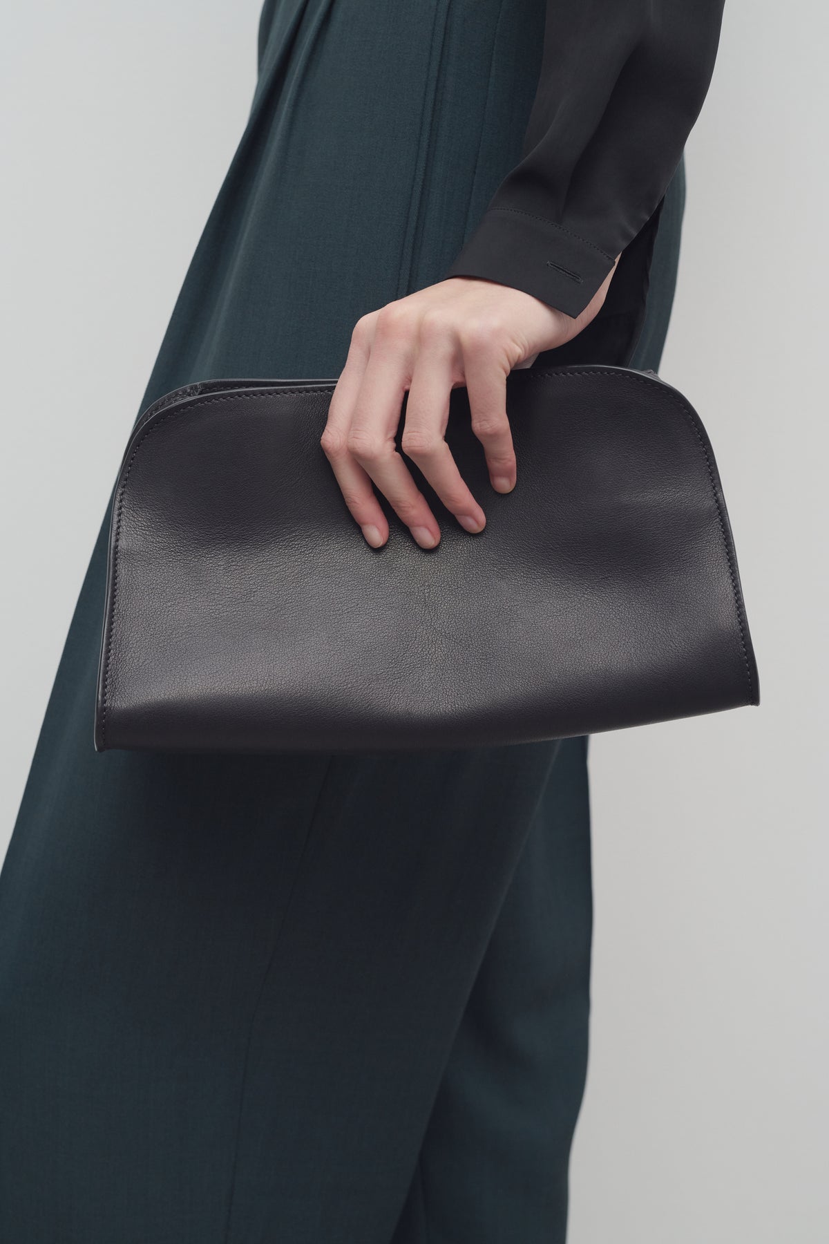 Peggy Clutch in Leather