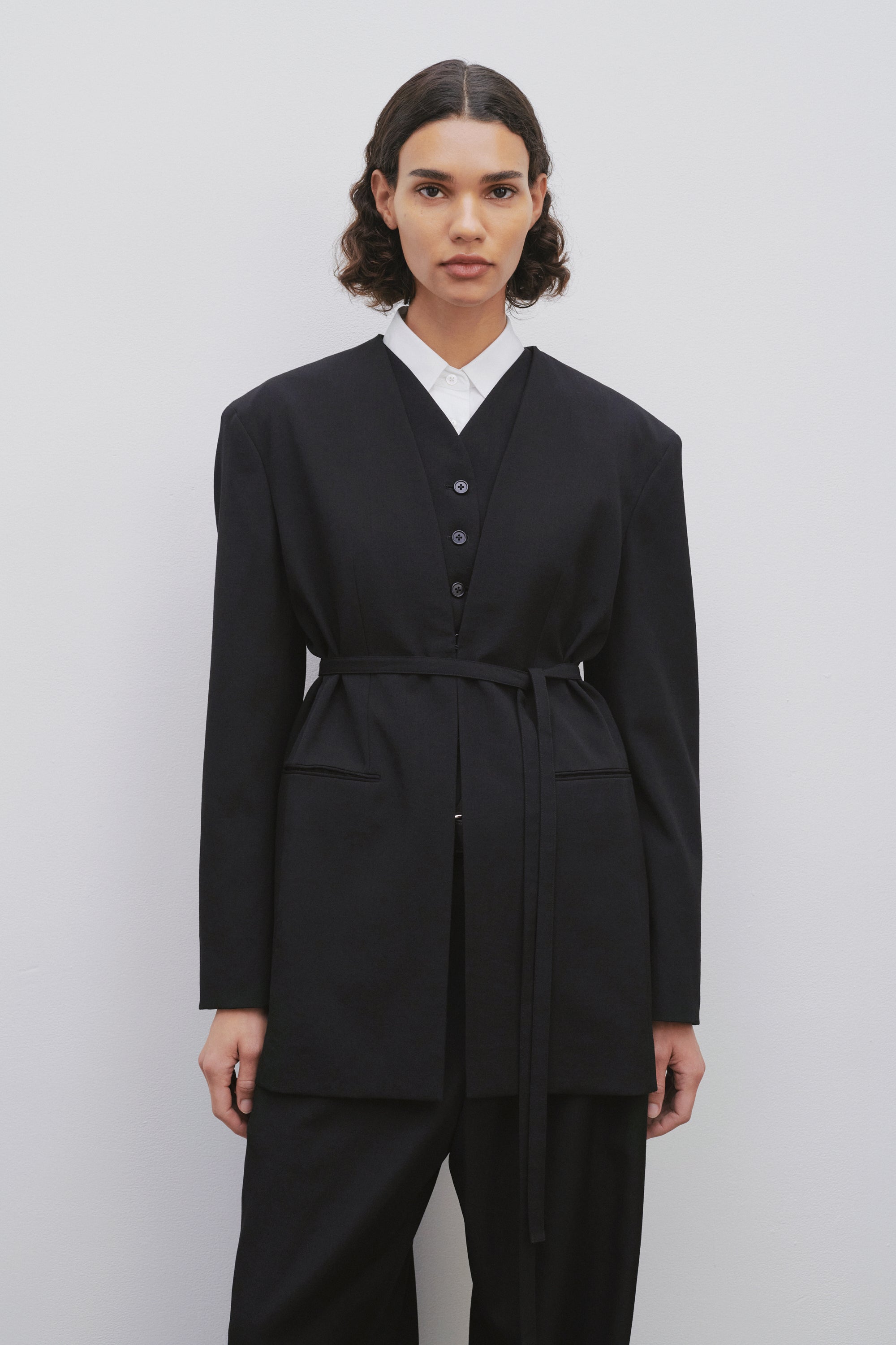 Clio Jacket Black in Wool – The Row