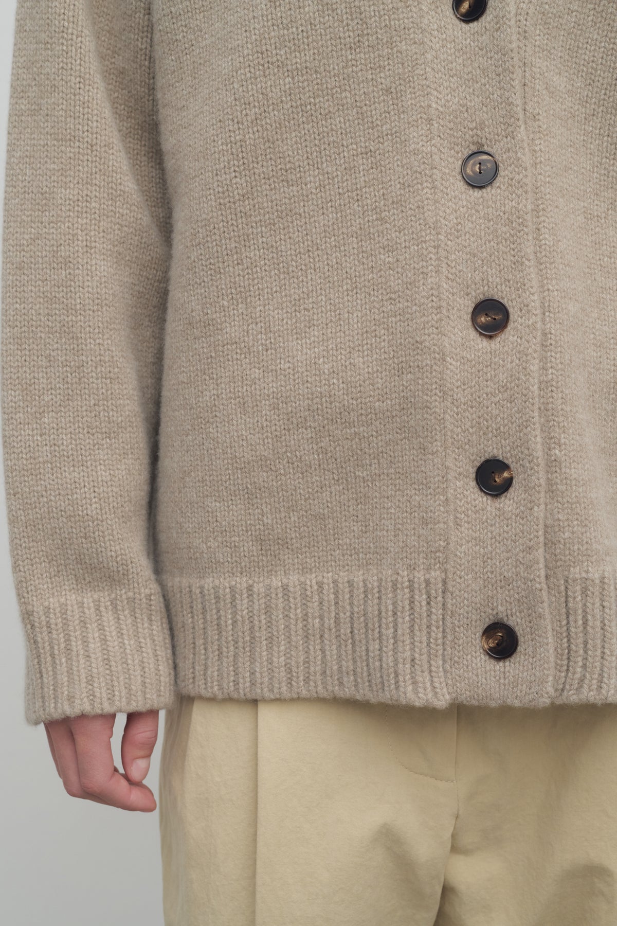 Jarko Cardigan in Wool and Cashmere