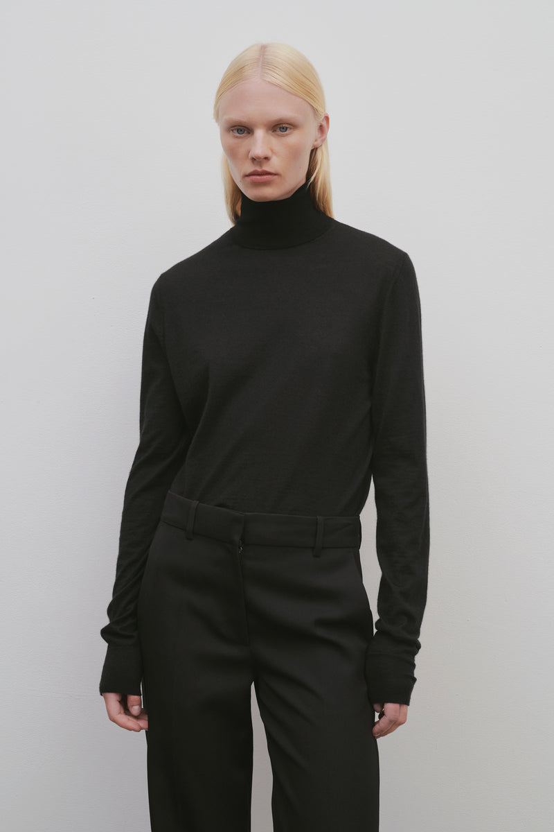 Eva Top Black in Cashmere – The Row