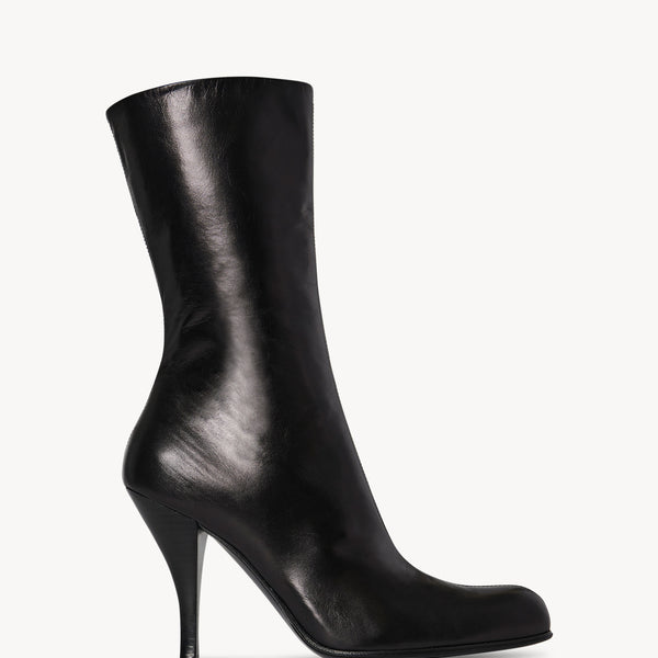 Liv Boot Black in Leather – The Row