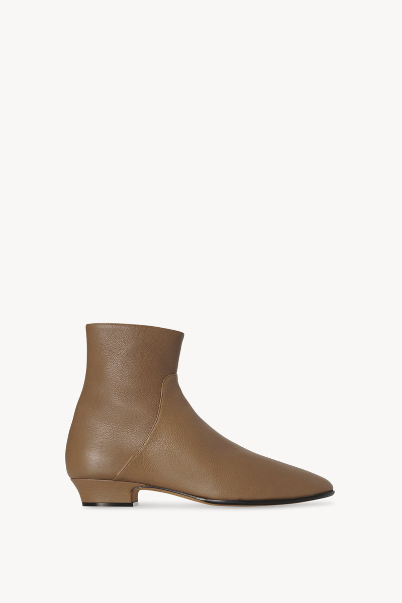 Awar Ankle Boot in Leather