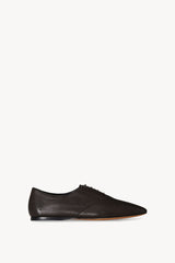 Awar Lace-Up in Leather