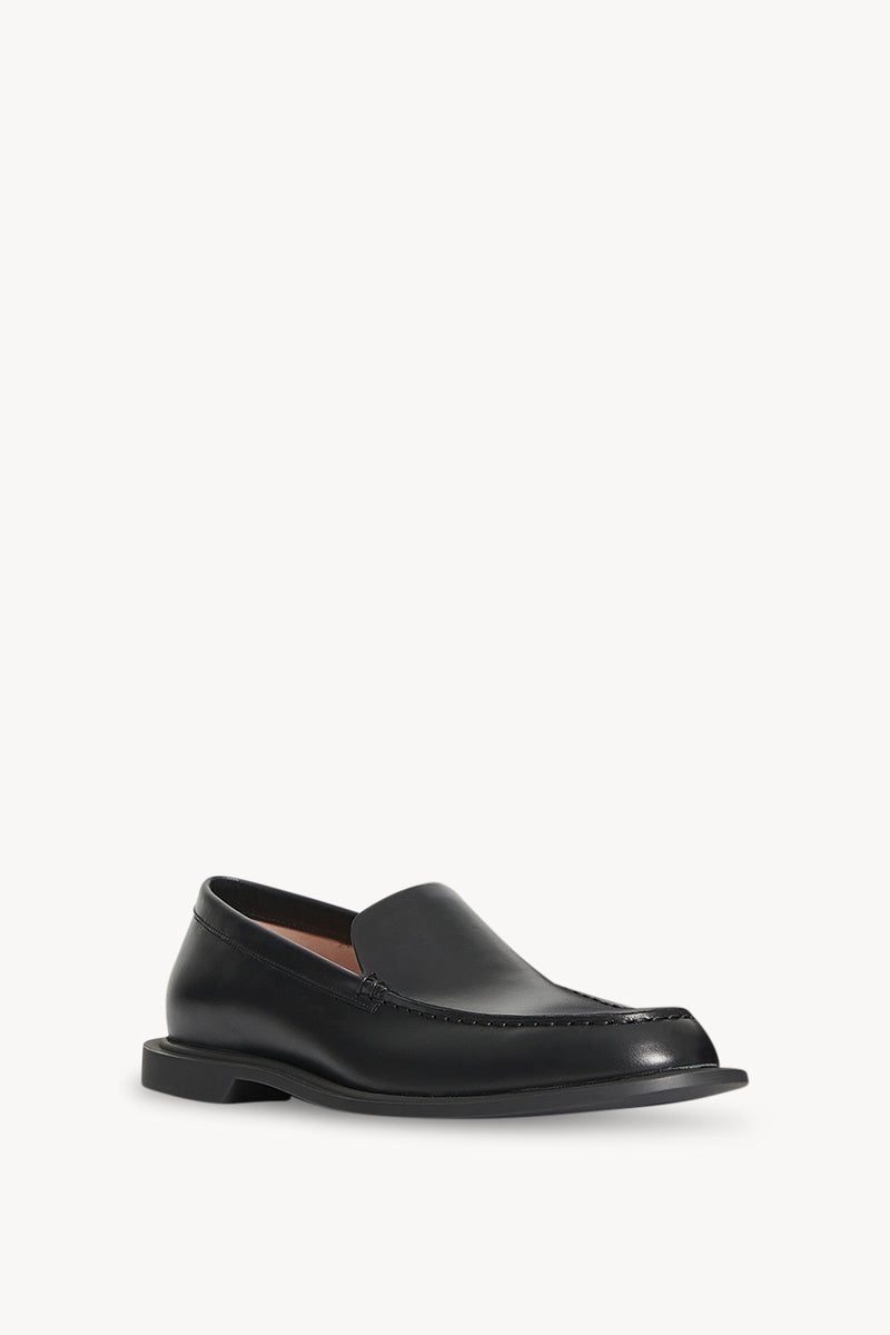 Nic Loafer in Leather