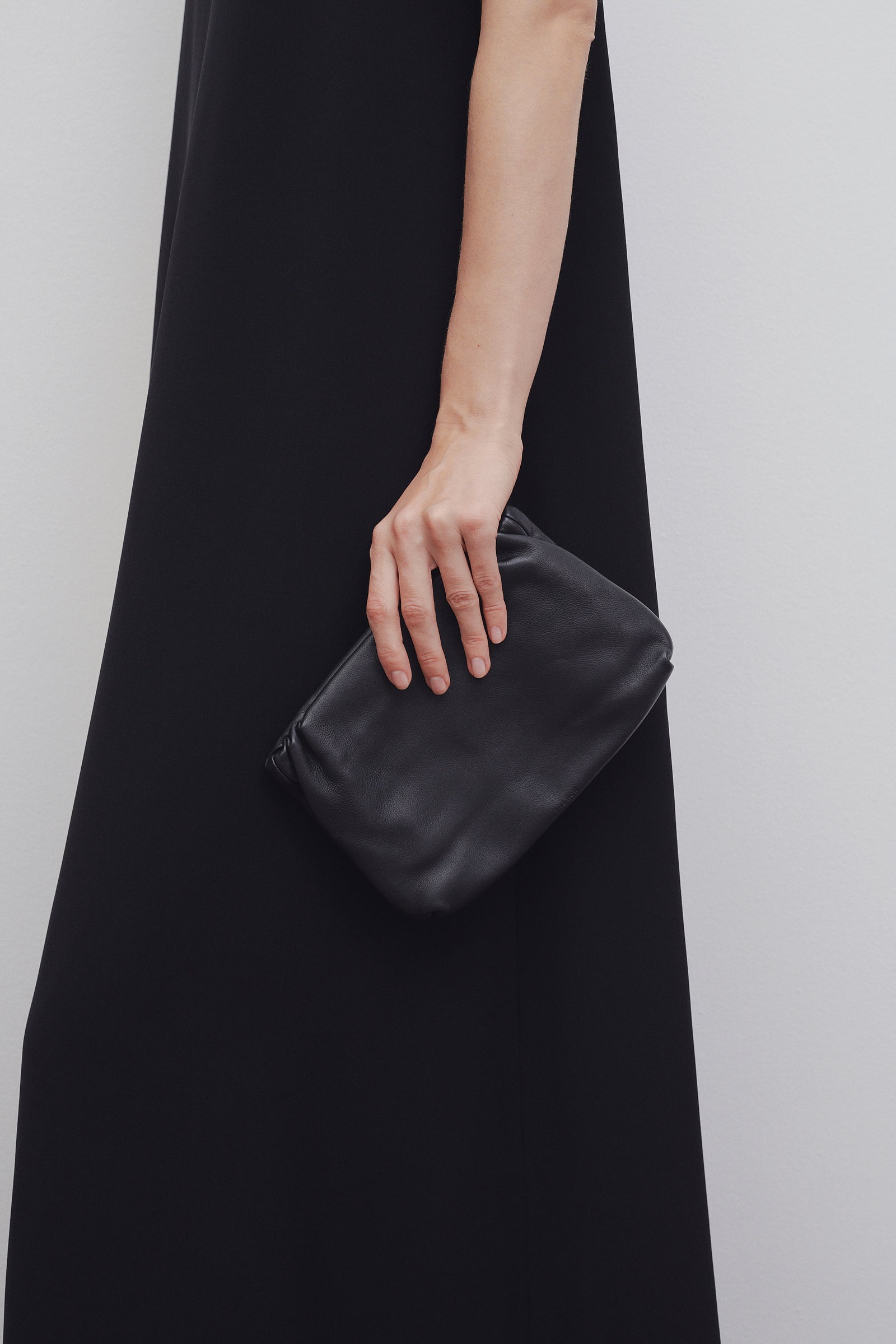 Bourse Clutch Bag Black in Leather – The Row